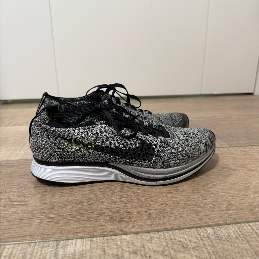 Nike Flyknit Racers